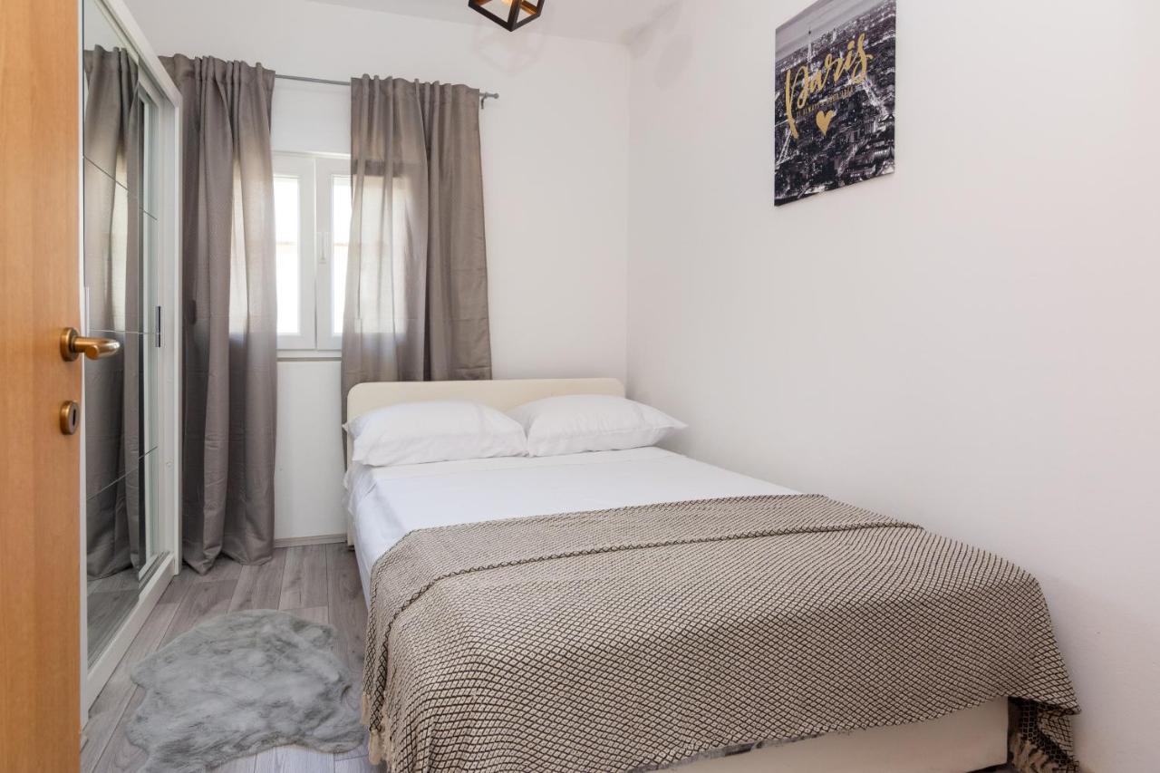Holiday Home Bibano Bibinje Esterno foto