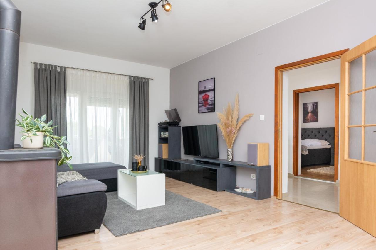 Holiday Home Bibano Bibinje Esterno foto